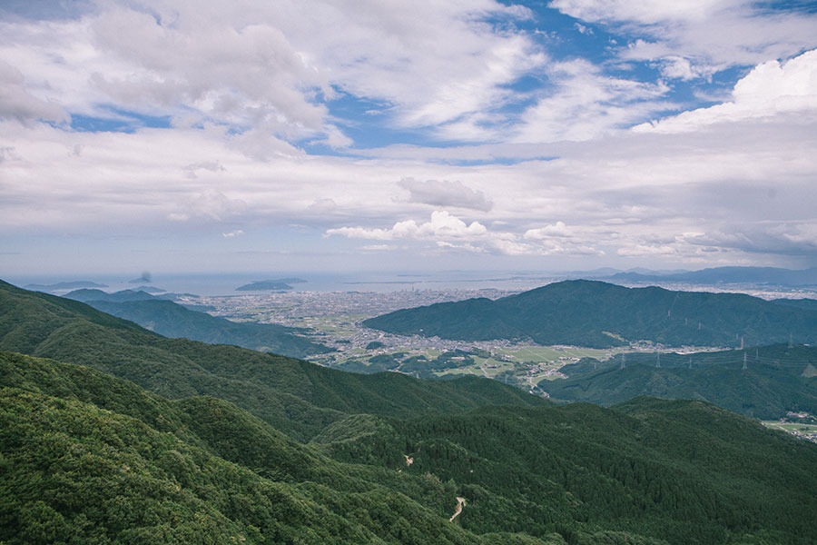 鬼ヶ鼻岩からの福岡市の眺望