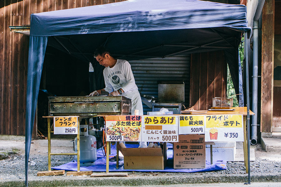 場内の露店