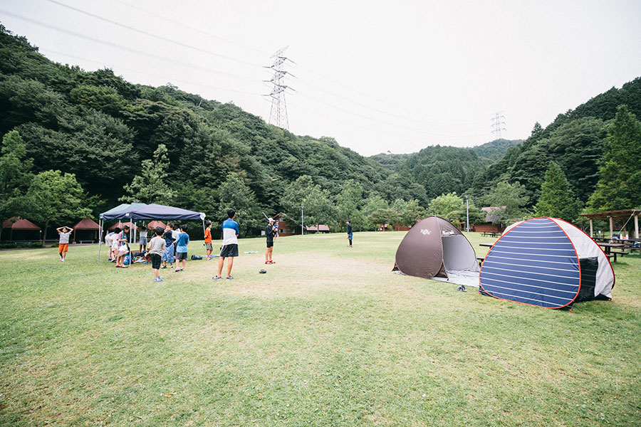 キャンプ村の中央にある広場