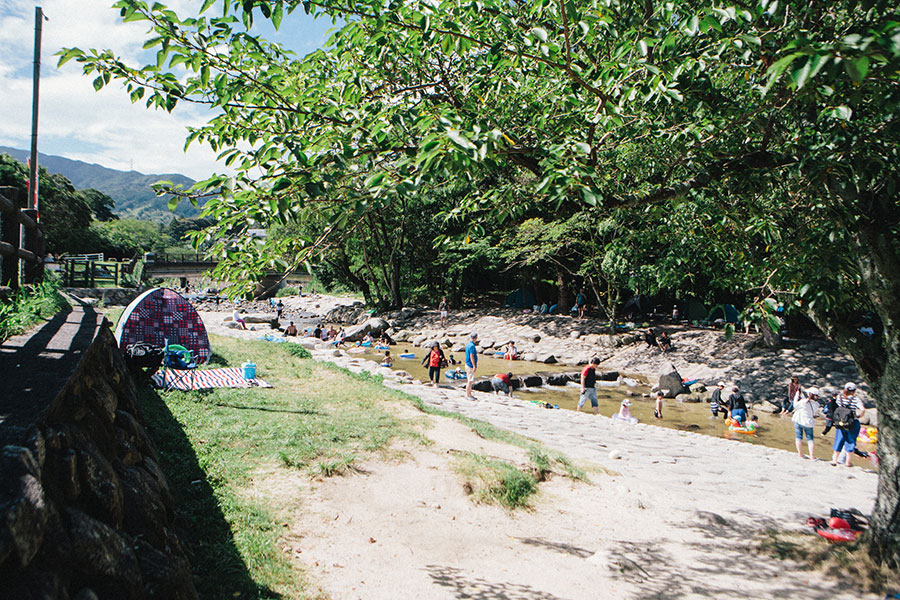 中ノ島公園（上流側）